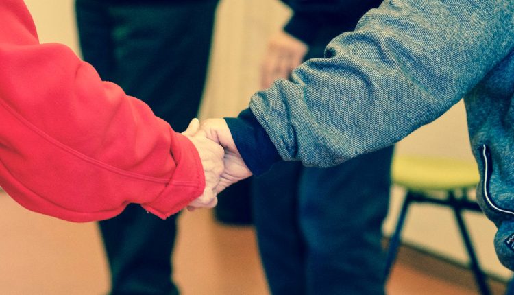 hp ve lenovo laptoplarinda hangi marka daha iyi ekran kalitesi sunuyor